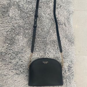 KATE SPADE BLACK PURSE GREAT CONDITION